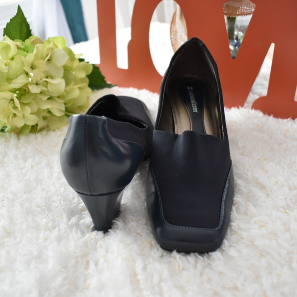 Naturalizer Shoes - Naturalizer Blue heels 8.5"